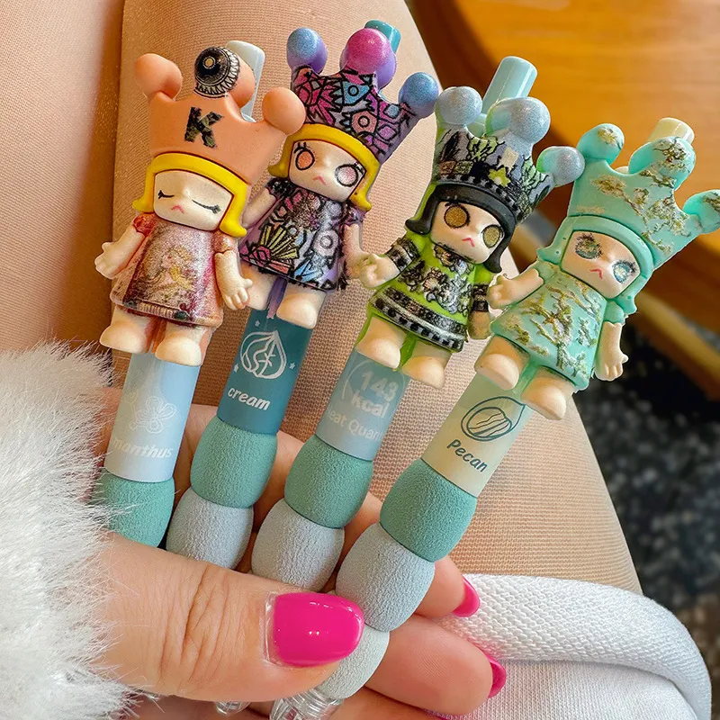 Novelty King & Princess Doll Head Retractable Ballpoint Pens – Cute Cartoon Character Figure Pens with Keychain Charm, Fun Kawaii Stationery Gift for Girls, Teens & Students